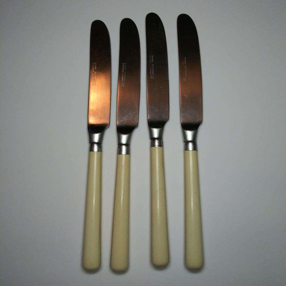 Stanley Roberts Spectrum Ivory Four Knives Stainless